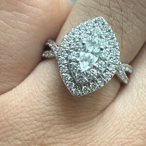 14K White Gold 1 CTTW Diamond Ring Marquise Cut Size 7